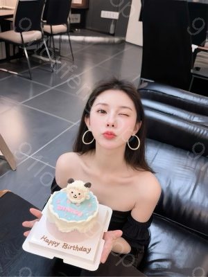 西塔大胸妹妹