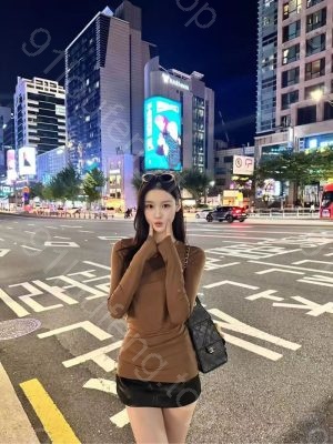 JK制服软妹子