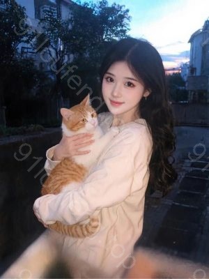 丰满少妇
