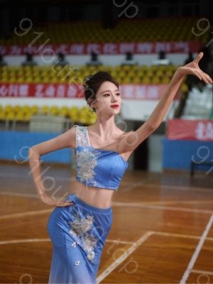 苏州市相城区性感丰满有料骚妹哇哇叫