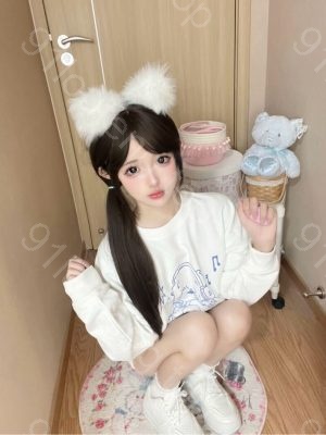 热情大胸服务妹子