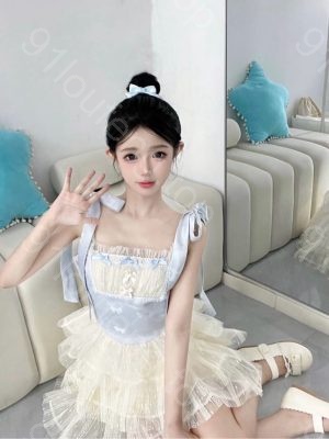 热情大胸服务妹子