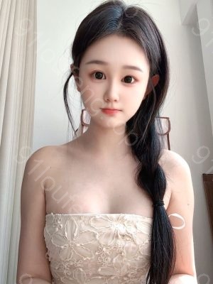 后湖嫩妹小芯