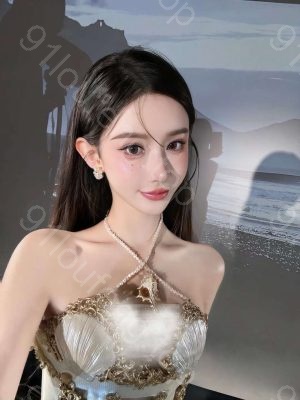 三亚大胸朵朵