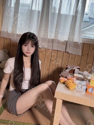 妹子浪叫销魂，姿势换了多种