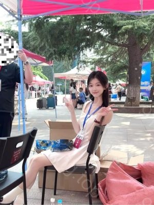 银川妹子自带炮房舌功了得会调情