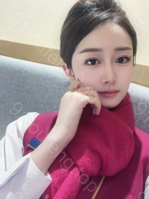 长腿美女汁水多啪啪卖力可